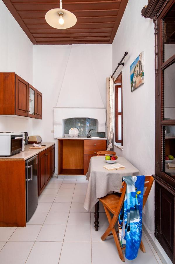 Kiki&Nina Appartement Chalki Town Buitenkant foto